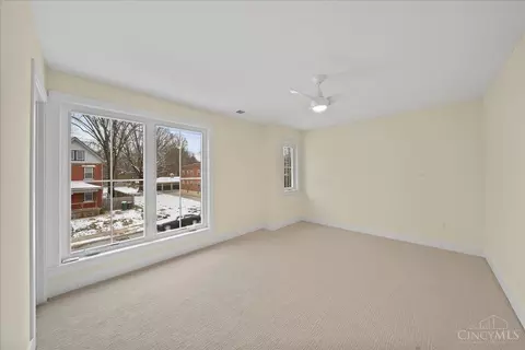 Bedroom - 3121 Hackberry St, Cincinnati, OH 45207 photo 4 of 5