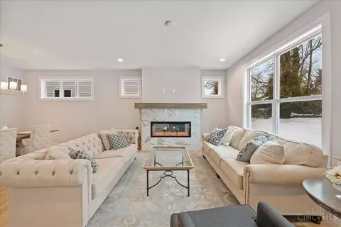 Living - 3121 Hackberry St, Cincinnati, OH 45207 photo 2 of 2