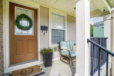 Exterior - 1524 Jonathan Ave, Cincinnati, OH 45207 photo 3 of 10