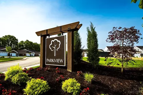1595 Summerview Ln, Milford, OH 45150