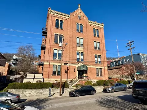 412 Liberty Hl, Cincinnati, OH 45202