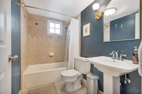 Bath - 7800 Spirea Dr, Cincinnati, OH 45236 photo 1 of 3