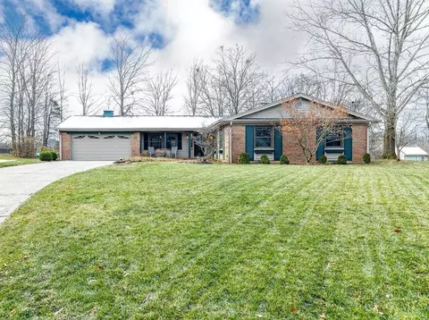 6889 Menz Ln, Cincinnati, OH 45233