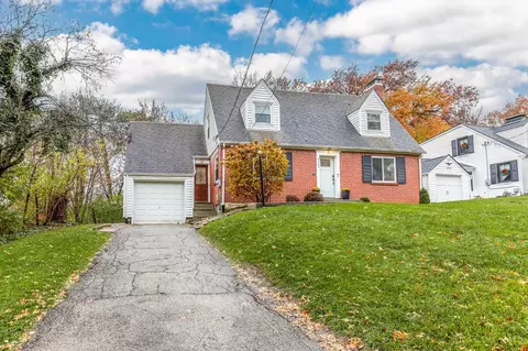 4385 Grinnell Dr, Cincinnati, OH 45236 photo 2