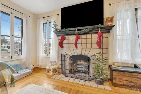 1813 Sutton Ave, Cincinnati, OH 45230 photo 9