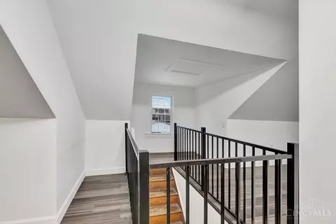1813 Sutton Ave, Cincinnati, OH 45230 photo 29