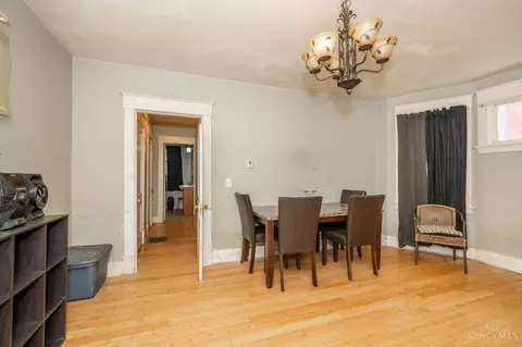 Dining - 836 Harris Ave, Cincinnati, OH 45205 photo 2 of 2