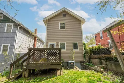 Exterior - 836 Harris Ave, Cincinnati, OH 45205 photo 3 of 4