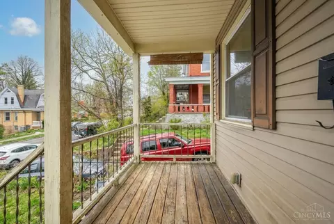 Exterior - 836 Harris Ave, Cincinnati, OH 45205 photo 2 of 4