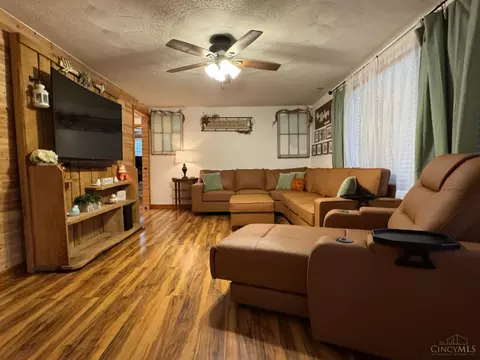 7484 Fairground Rd, Blanchester, OH 45107 photo 6