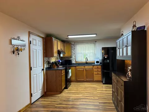7484 Fairground Rd, Blanchester, OH 45107 photo 10