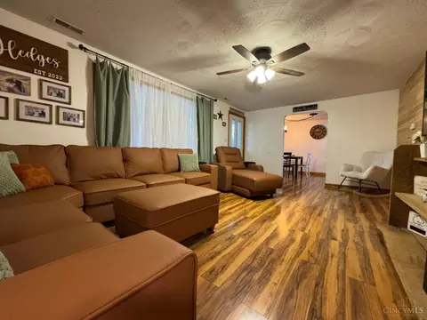 7484 Fairground Rd, Blanchester, OH 45107 photo 9