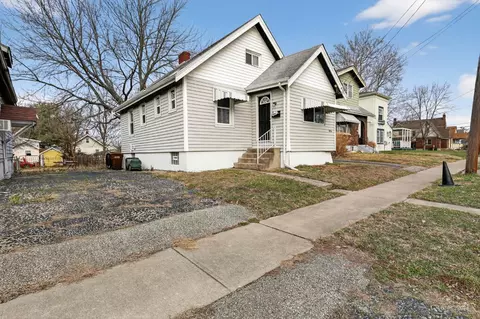 1806 Sterling Ave, North College Hill, OH 45239