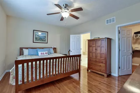993 Lost Xing, Cincinnati, OH 45231 photo 18