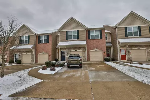993 Lost Xing, Cincinnati, OH 45231 photo 2