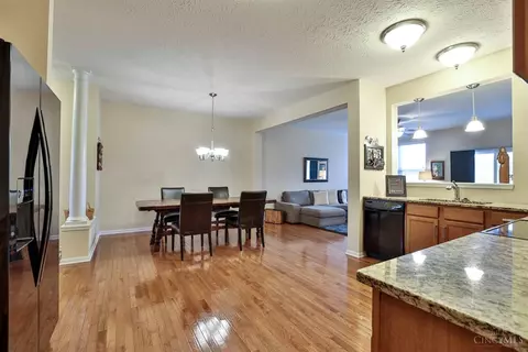 993 Lost Xing, Cincinnati, OH 45231 photo 14