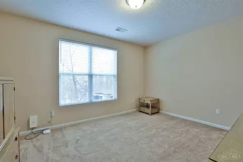 993 Lost Xing, Cincinnati, OH 45231 photo 23