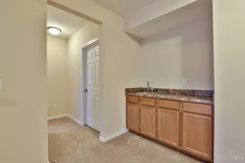 993 Lost Xing, Cincinnati, OH 45231 photo 29