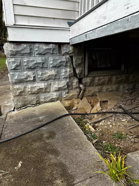 Exterior - 1917 Brinkmeier Ave, Cincinnati, OH 45225 photo 4 of 4
