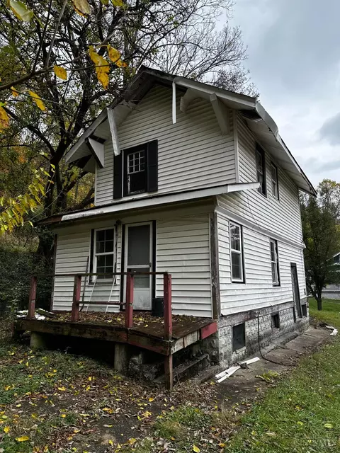 Exterior - 1917 Brinkmeier Ave, Cincinnati, OH 45225 photo 2 of 4