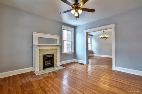 Living - 1125 Seton Ave, Cincinnati, OH 45205 photo 2 of 8