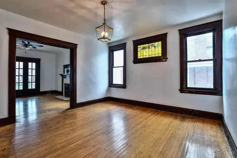 Living - 1125 Seton Ave, Cincinnati, OH 45205 photo 8 of 8