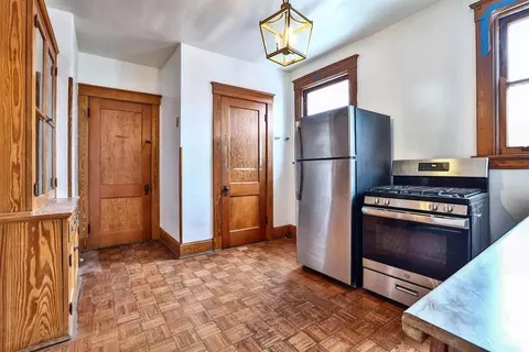 Kitchen - 1125 Seton Ave, Cincinnati, OH 45205 photo 4 of 4