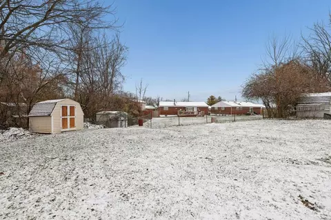 Exterior - 2638 Houston Rd, Cincinnati, OH 45231 photo 7 of 9