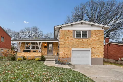 3316 Moonridge Dr, Cincinnati, OH 45248