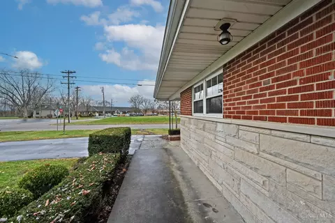 Exterior - 1146 Stone Dr, Harrison, OH 45030 photo 4 of 8