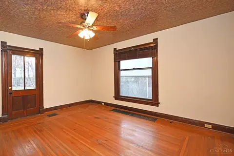 6118 Prentice St, Cincinnati, OH 45227 photo 9