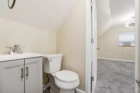 Bath - 5641 Samver Rd, Cincinnati, OH 45239 photo 6 of 8
