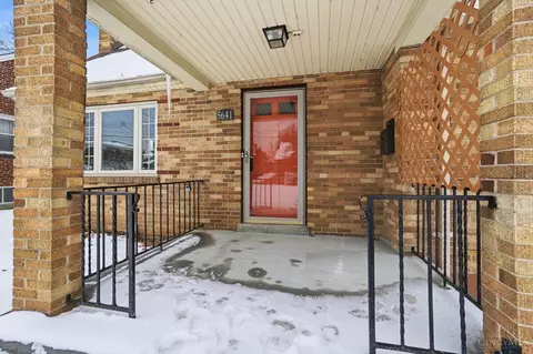 Exterior - 5641 Samver Rd, Cincinnati, OH 45239 photo 4 of 15