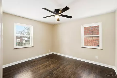 Bedroom - 5641 Samver Rd, Cincinnati, OH 45239 photo 4 of 11