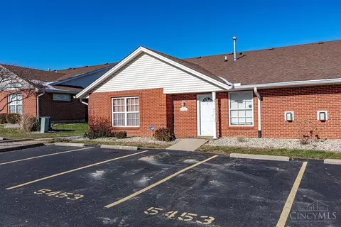 5453 Hester Rd, Oxford, OH 45056