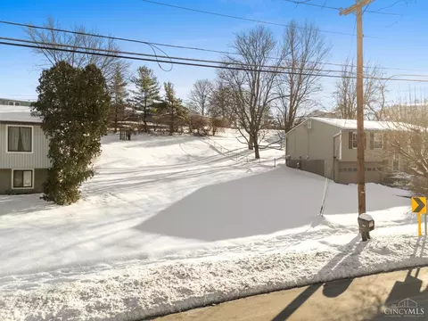 4351 Mt Alverno Rd, Delhi Twp, OH 45238