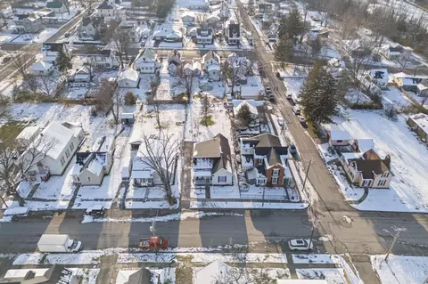 View/Area - 315 Wright St, Blanchester, OH 45107 photo 2 of 5