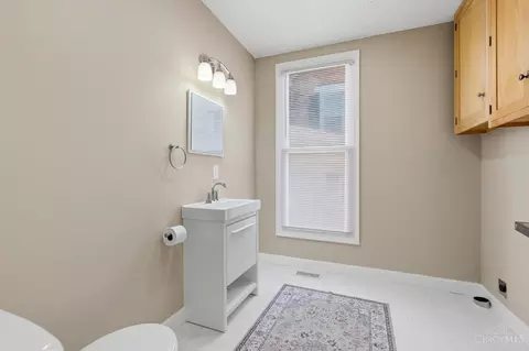 Bath - 315 Wright St, Blanchester, OH 45107 photo 2 of 2