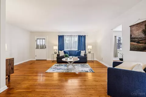 6891 Fields Ertel Rd, Cincinnati, OH 45241 photo 9