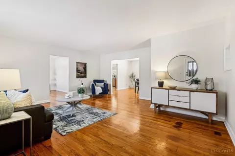 6891 Fields Ertel Rd, Cincinnati, OH 45241 photo 5