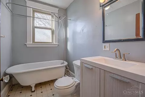 Bath - 3226 Herbert Ave, Cincinnati, OH 45211 photo 1 of 2