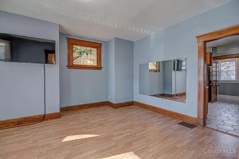 Living - 3226 Herbert Ave, Cincinnati, OH 45211 photo 6 of 6