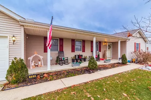 105 Maple Ridge Ave, Mount Orab, OH 45154 photo 2