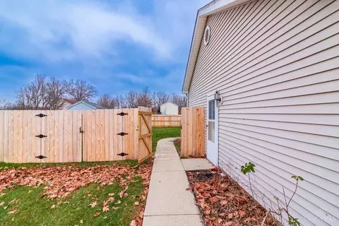 105 Maple Ridge Ave, Mount Orab, OH 45154 photo 15