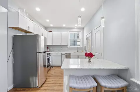 Kitchen - 4324 Normandy Ave, Cincinnati, OH 45227 photo 1 of 5