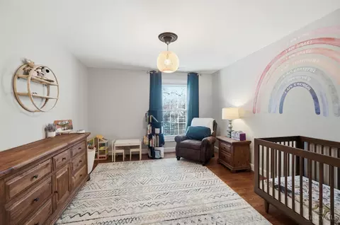 Bedroom - 3845 Indianview Ave, Mariemont, OH 45227 photo 5 of 7