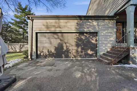 Exterior - 3845 Indianview Ave, Mariemont, OH 45227 photo 10 of 17