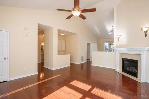 4170 Gensen Loop, Cincinnati, OH 45245 photo 6