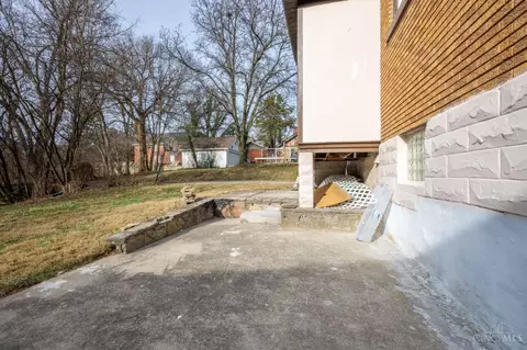 Exterior - 1147 Olivia Ln, Cincinnati, OH 45238 photo 6 of 12