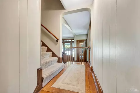 Entry Way - 1917 Springdale Rd, Cincinnati, OH 45231 photo 4 of 5